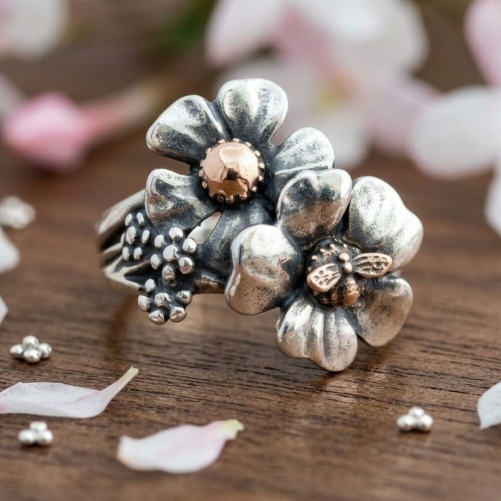 James Avery Sterling Silver & Bronze Flower and Bee Design Ring Retired Size 5.5